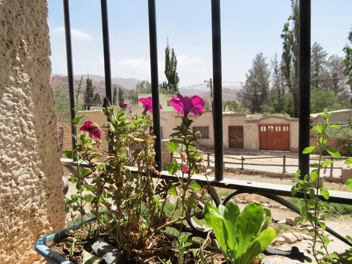 Hostal La Albahaca Tilcara Bagian luar foto